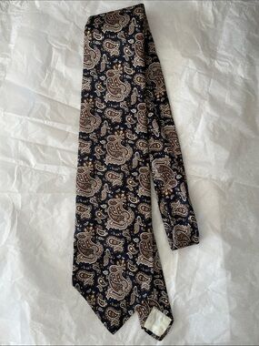 Christian Dior tie